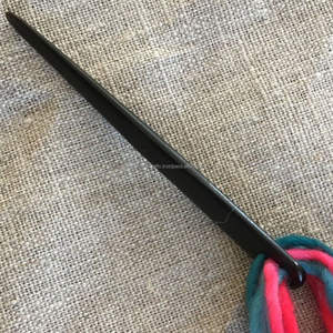 เข็มถักทำจากเขาควายขัดเงาและแกะสลัก เป็นของที่ระลึกตกแต่งสไตล์สัตว์และเรือ  เป็นมิตรกับสิ่งแวดล้อม จากประเทศอินเดีย - Product Image 1