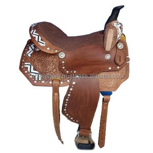 Hecho a mano de cuero genuino Western Trail Riding Antique Saddle Beads Inglés Equitación Disponible a granel al por mayor - Product Image 1