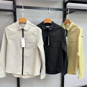 Chemise pour homme à col rabattu, couleur unie, design personnalisé, poche zippée, 100% coton respirant - Product Image 1