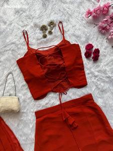 Falda de georgette de diseño elegante con corte de pez y detalles sólidos para mujer - Top sin mangas con pedrería y acolchado - Conjunto con dupatta - Proveedor mundial - Product Image 4