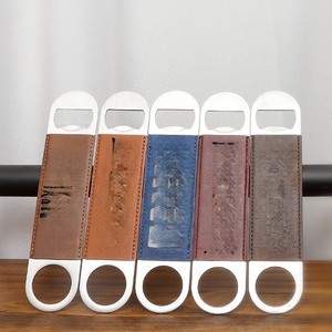 Ouvre-bouteille créatif en fonte, accessoire de bar artisanal - Product Image 5