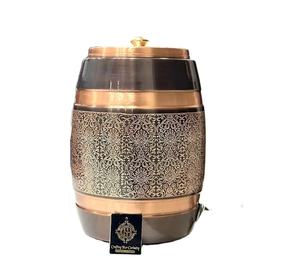 Pot refroidisseur d'eau en cuivre imprimé de conception exclusive support de pot de stockage d'eau de couleur noire et dorée distributeur d'eau en cuivre fait à la main - Product Image 1