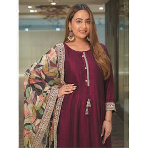 Vestidos de Noche de Diseñador, Vestido de Gala con Bordado Pesado y Lentejuelas con Dupatta para Fiestas - Product Image 4