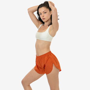 Shorts de yoga de alta calidad para mujer, shorts deportivos de nailon para gimnasio, shorts de ciclista con efecto fruncido, shorts de nailon arrugado para mujer - Product Image 4