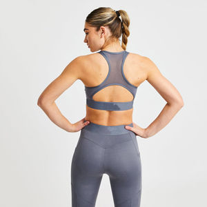Ensemble de yoga pour femmes sur mesure OEM 2026 en gros avec tissu de qualité supérieure, design personnalisé et impression de logo, ensemble de yoga à séchage rapide - Product Image 2