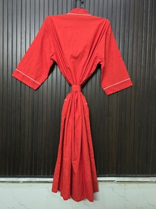 Bata Larga de Algodón Roja para Mujer, Manga Tres Cuartos, Color Sólido, Estilo Casual con Bolsillos, Tela Gruesa - Product Image 3