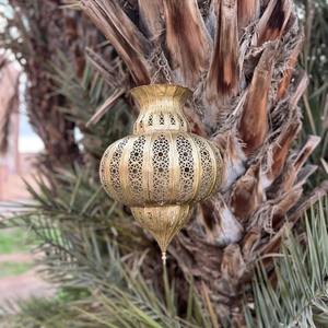 Farol colgante marroquí, farol de latón antiguo, farol colgante de metal vintage, farol decorativo para Ramadán, decoración islámica para el hogar - Product Image 1