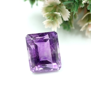 พลอยอเมทิสต์ธรรมชาติทรงแปดเหลี่ยม 16.70 กะรัต แบบเม็ดเดี่ยว - Product Image 2