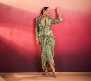 Sari indio de diseño elegante para fiestas, con estampado digital en la parte superior e inferior, para todas las ocasiones y funciones especiales para mujeres. - Product Image 1
