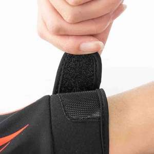 Guantes de Fútbol Americano Profesionales Impresos Personalizables de Alta Calidad, Ligeros, Diseño OEM, Antideslizantes, Transpirables - Product Image 2