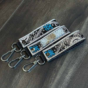 Nouveau fait à la main usiné à la main en cuir poignet porte-clés en cuir de vachette véritable Floral porte-clés en cuir accessoires mignon porte-clés pour les femmes - Product Image 4