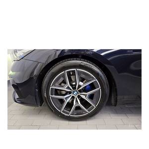 BMW Série 5 520i M Sport 2023 avec boîte de vitesses automatique, sièges en cuir, caméra de recul, seulement 5 760 km parcourus - Product Image 5