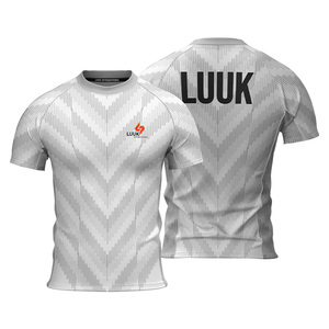 Customized Men's <b>Short</b> Sleeve <b>Compression</b> Gym Shirt Breathable Anti Bacterial Regular Fit Quick Dry Eco Friendly Gym Wear Jersey - Product Image 3