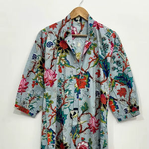 เดรสยาวผ้าฝ้ายลายดอกโบโฮ สีฟ้าอ่อน พิมพ์ลายพฤกษศาสตร์ แบบคาฟตัน - Product Image 1