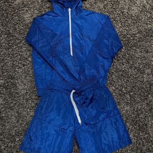 Ensemble de survêtement rose à capuche pour femme, léger en polyester, décontracté, avec short, couleur unie, fermeture éclair, coupe ample - Product Image 6