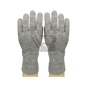 Gants unisexes d'hiver noirs en tricot motif squelette antidérapants pour écran tactile en acrylique doux avec logo imprimé pour le sport et la pêche - Product Image 3