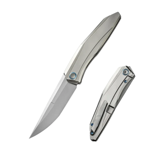 Couteaux pliants utilitaires modernes avec lame en acier inoxydable et poignée antidérapante fiable pour le camping, la randonnée, les voyages, la pêche et les activités de plein air - Product Image 1