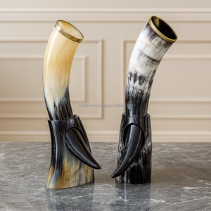 Taza de cuerno vikingo hecha a mano con soporte de cuero y soporte de metal | Taza de hidromiel de cuerno de búfalo natural para cerveza y regalo - Product Image 3
