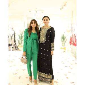 Ensemble haut et bas pour femme avec Dupatta pour fête - Product Image 3