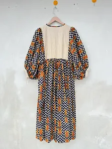 Robe midi décontractée d'été pour femme, coupe ample, imprimé tigre, col noué, manches bouffantes, en tissu tissé respirant, ourlet évasé - Product Image 5