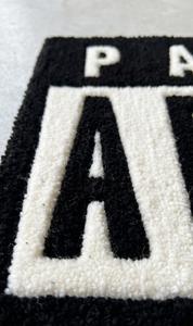 Alfombra Decorativa Moderna de Lana Tufted a Mano con Diseño Geométrico Antideslizante, Estilo Etiqueta Blanca y Negra Única para Decoración del Hogar - Product Image 6