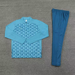 Tenues d'entraînement de football personnalisées pour la sélection nationale et les joueurs de club de football, fabriquées en tissu respirant - Product Image 4