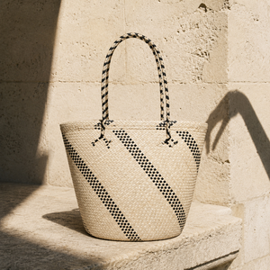 Bolso Tote de Paja Moderno y Ecológico, Bordado con Patrón a Cuadros Negros Diagonales, Estilo Bohemio, Abierto por Arriba, Bolso de Playa para Verano, Estilo Bali - Product Image 2
