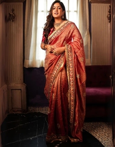 KV Women's <b>Red</b> Banarasi Crush Embellished <b>Saree</b> With Unstitched Blouse - Product Image 4