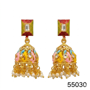 Pendientes de lujo con forma de corazón multicolor chapados en oro de MOLL JEWELLERS con gotas de perlas de imitación para mujer, modelo 55030. - Product Image 1