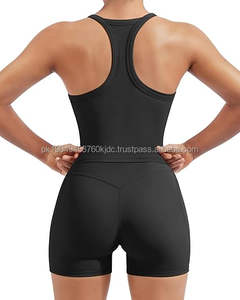 Conjuntos Deportivos de 2 Piezas para Mujer, Shorts de Cintura Alta con Bolsillos, Top Deportivo con Sujetador Incorporado, Cuello en V, Transpirable, Antibacterial - Product Image 1