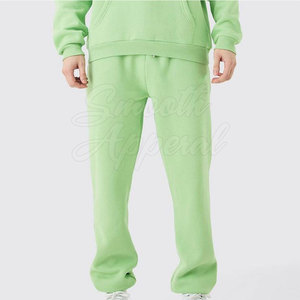 ชุดวอร์มมีฮู้ดผ้าฟลีซ ออกแบบมาเพื่อความอบอุ่น สวมใส่สบาย และมีสไตล์สำหรับทุกวัน พร้อมโครงสร้างที่ทนทานและลุคแบบสปอร์ตทันสมัย - Product Image 4
