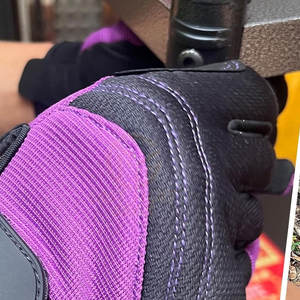 Guantes Mecánicos de Alta Calidad con Agarre Reforzado para Uso en Garajes y Talleres - Product Image 6