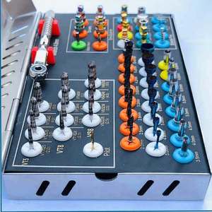 Vente en gros de 50 pièces de kit d'implants dentaires universels, ensemble complet d'instruments chirurgicaux compatibles avec les principaux systèmes d'implants - Product Image 2