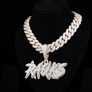 จี้เพชรโมซานไนต์แบบ Iced Out VVS สองสี เงินแท้ 925 ชุบทอง 18k จี้ตัวอักษรแบบฮิปฮอปสั่งทำได้ ผ่านการทดสอบเพชร - Product Image 1