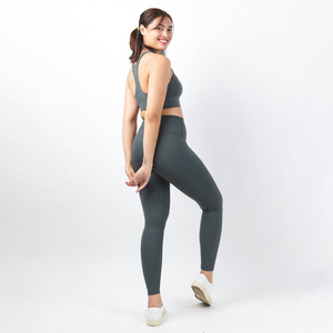 Ensemble 2 pièces de sport pour femme : Soutien-gorge côtelé et Legging taille haute sculptant, effet push-up, séchage rapide, Spandex/Nylon - Product Image 5