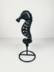 Portavelas de Metal con Diseño de Caballito de Mar Negro, Decoración Artística para el Hogar, Ideal para Decoración de Interiores y Ocasiones Especiales - Product Image 2