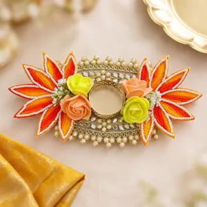 Support de bougie ovale brodé de fleurs avec un design perlé doré et un porte-bougie chauffe-plat pour la décoration de mariage et de la maison - Product Image 2