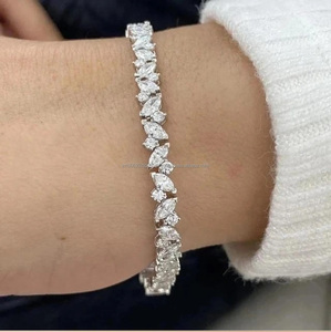 Bracelet tennis en moissanite taille marquise, argent sterling 925 plaqué rhodium, bijoux de luxe pour femme, idéal pour les mariages - Product Image 4