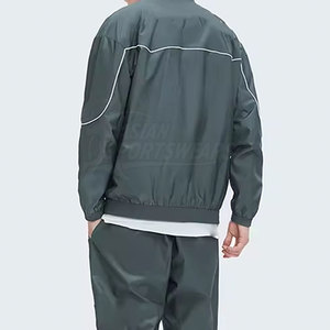 Conjunto Deportivo Casual con Estampado, Chaqueta y Pantalones Cortavientos para Hombre, Transpirable, Ecológico, Ligero, Cómodo para Uso Diario - Product Image 3