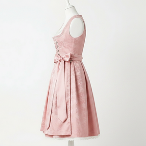 ชุดเดรส Dirndl สีชมพูสุดหรูสไตล์เยอรมันดั้งเดิมสำหรับเทศกาลอ็อกโทเบอร์เฟสต์ ผ้าแจ็คการ์ดลายดอกไม้ แต่งขอบด้วยลูกไม้ ผลิตตามสั่ง ขายส่ง - Product Image 5