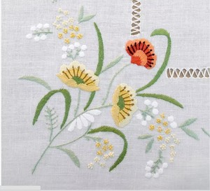 Manteles Modernos Blancos Personalizados al por Mayor, 100% Algodón, Bordados con Flores, Duraderos, Lavables, en Tamaños Completos, Cuadrados, Redondos y Rectangulares - Product Image 2