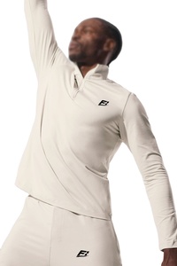 ชุดแทรคสูทแบบซิปครึ่งตัว ขนาดปกติ สำหรับผู้ชาย ขายส่ง เสื้อแขนยาวน้ำหนักเบา ชุดกีฬา ผู้ผลิต OEM สำหรับธุรกิจ B2B - Product Image 3