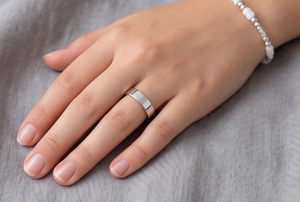 DIVYORO Women's Classic Silver <b>Plain</b> Band <b>Ring</b> - Product Image 3