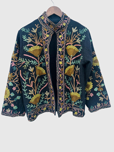 Veste à col mandarin en coton brodée à la main avec des motifs floraux, manches longues, longueur normale, pour femmes adultes, style Prairie Chic, idéale pour le printemps - Product Image 1