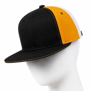 Gorra Unisex de 6 Paneles con Cierre a Presión, Diseño Color Block Negro, Dorado y Blanco, Estilo Urbano, Ajustable, Cierre Magnético, Material de Lona - Product Image 4