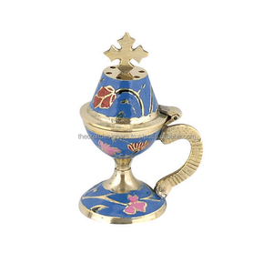Brûleur d'encens en laiton peint à la main croix sur le dessus bon diffuseur de parfum parfumé Brûleur d'encens de style vintage par TCD - Product Image 3