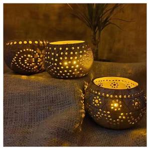 เชิงเทียนเปลือกมะพร้าวสไตล์โมเดิร์นรัสติก งานแฮนด์เมด รูปทรงแสงอาทิตย์  ที่ใส่เทียนทีไลท์  ของตกแต่งบ้านสไตล์ธรรมชาติ - Product Image 1