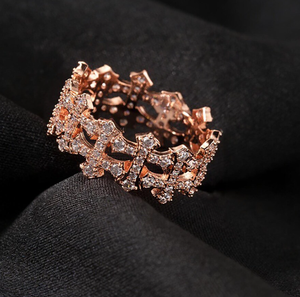 Bague Hip Hop Croix Zirconium en Laiton Plaqué Rhodium pour Hommes et Femmes, Idéale pour Fêtes et Mariages - Product Image 4