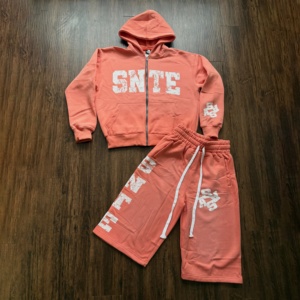 Ensemble sweat à capuche zippé et short en coton épais personnalisé, imprimé sérigraphié vintage de haute qualité, style streetwear pour homme - Product Image 1
