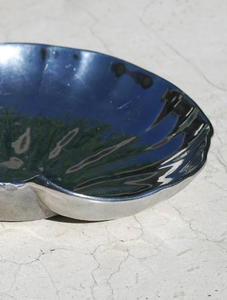 High Polished Silver Finish Metal Seashell Shaped Decorative Dish Scallop Shell Trinket Tray for Home Decor & Hotel Amenities - Product Image 5